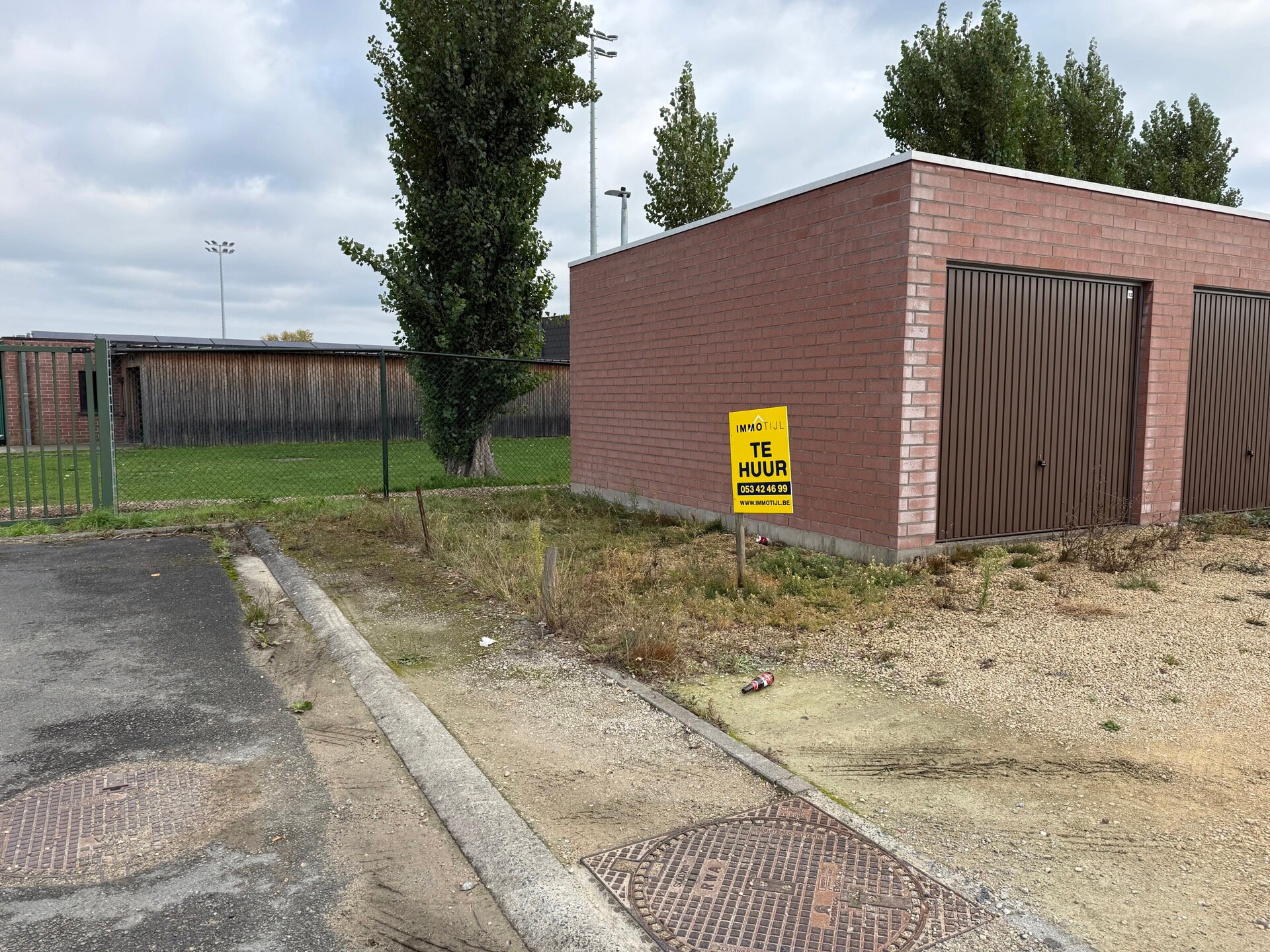 Buitenstaanplaats te huur in Lebbeke