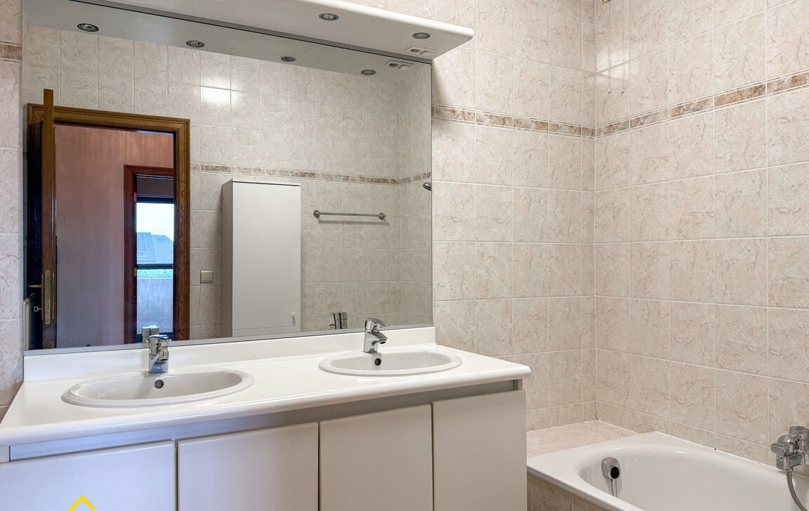 Appartement te koop in Nieuwerkerken