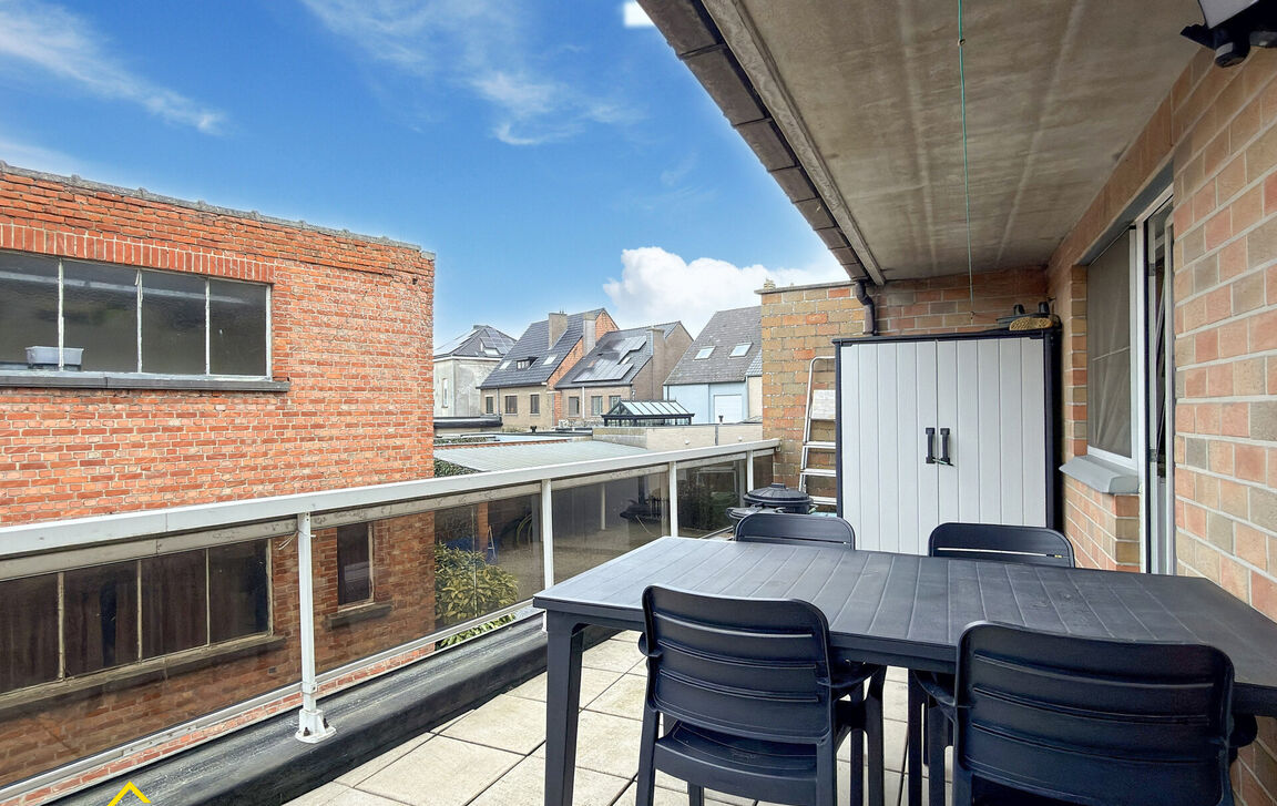 Appartement te koop in Wichelen