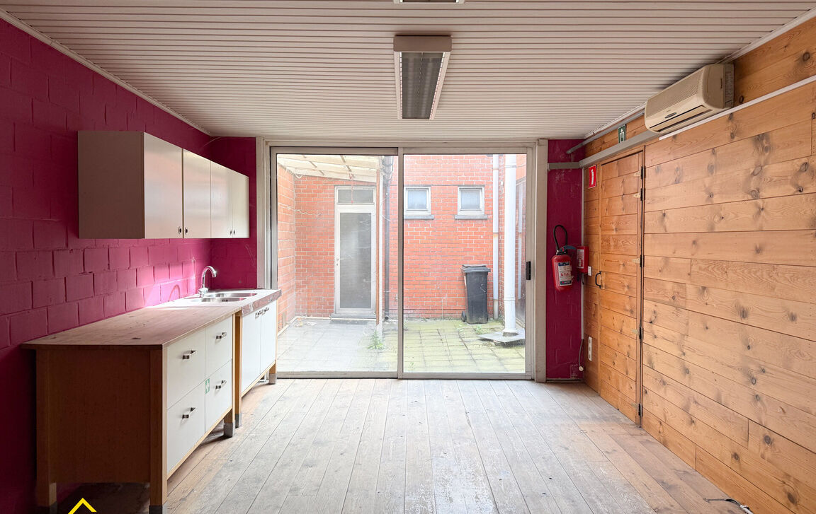 Appartementsgebouw te koop in Aalst