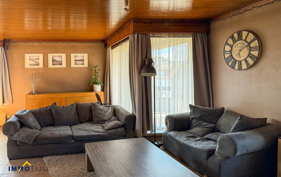 Appartementsgebouw te koop in Hofstade