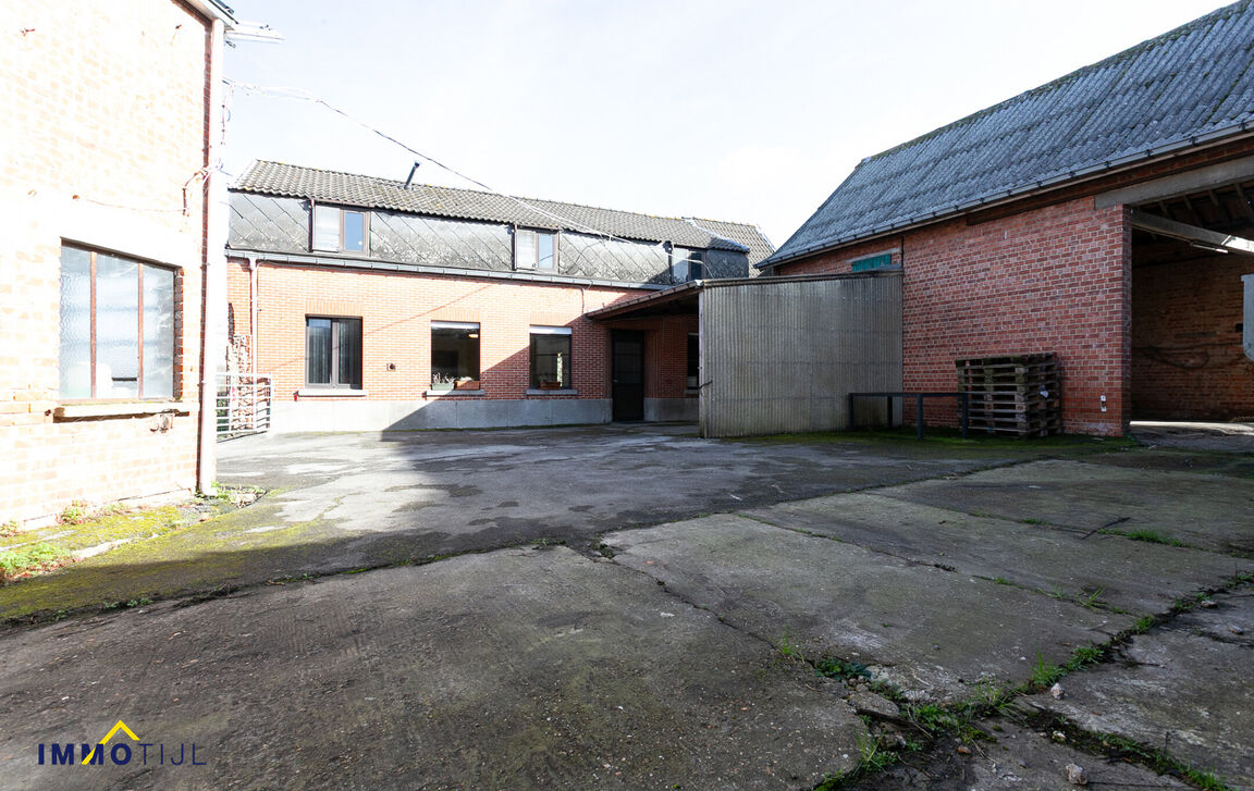 Boerderij te koop in Lebbeke