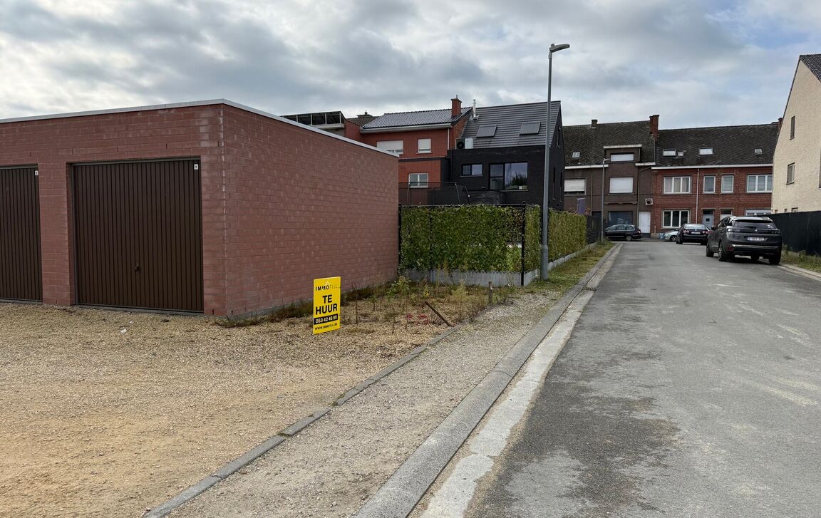 Buitenstaanplaats te huur in Lebbeke