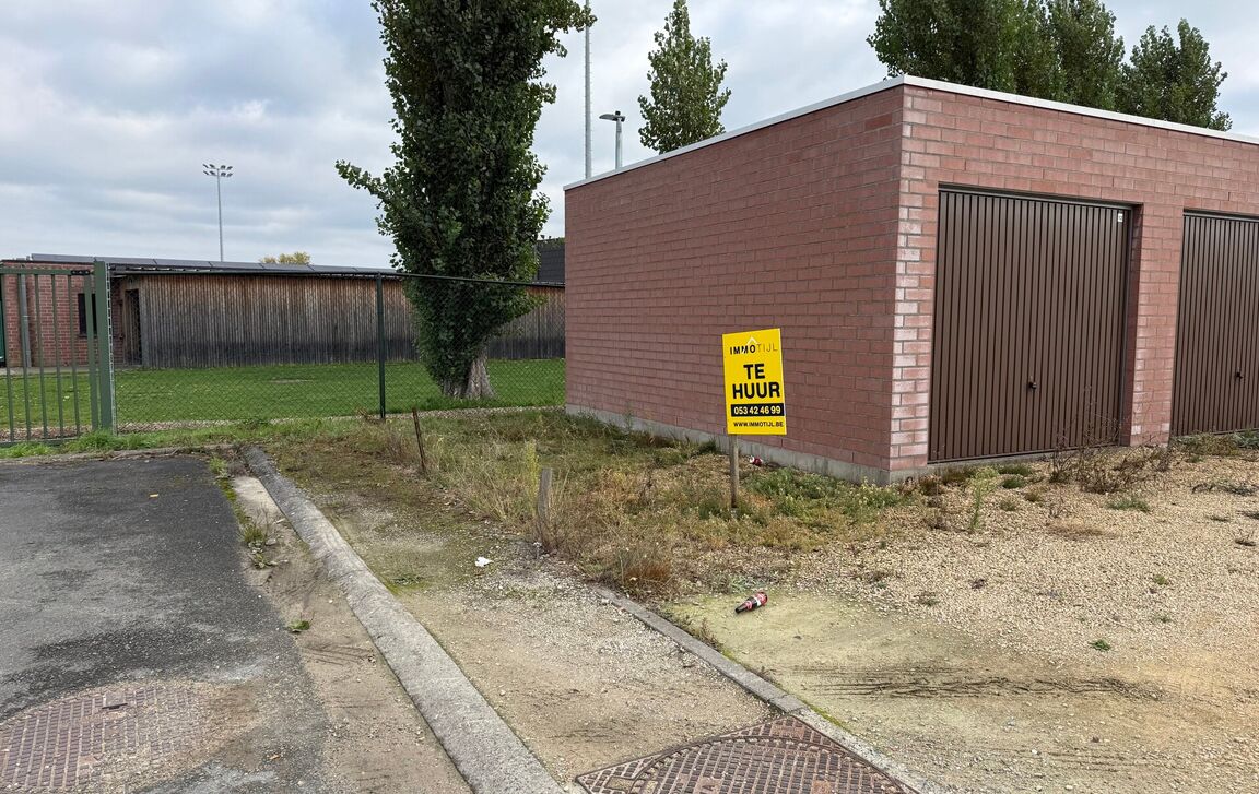 Buitenstaanplaats te huur in Lebbeke