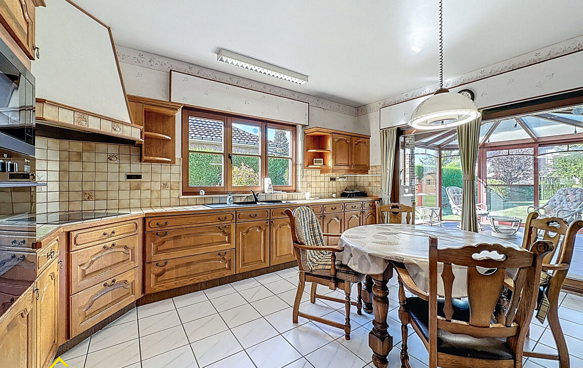 Bungalow te koop in Aalst