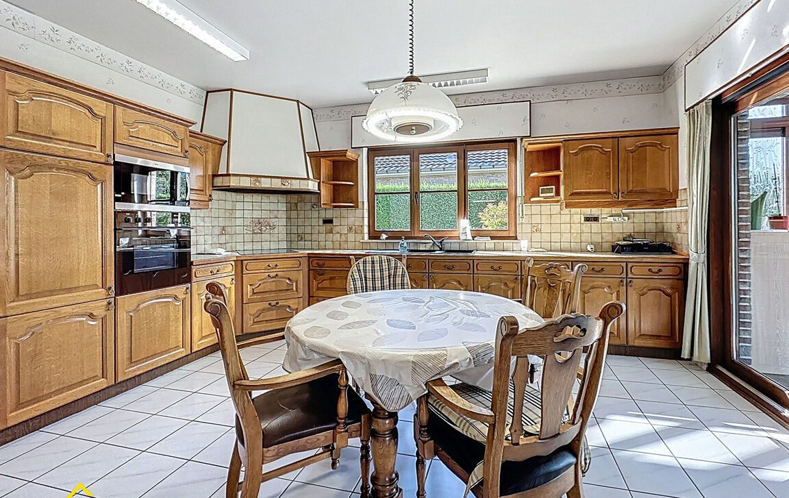 Bungalow te koop in Aalst