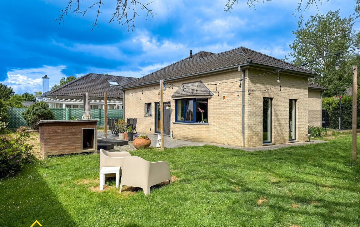 Bungalow te koop in Aalst