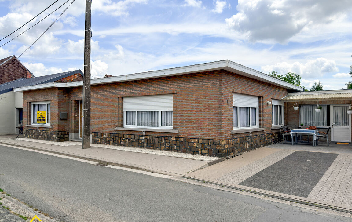 Bungalow te koop in Baardegem