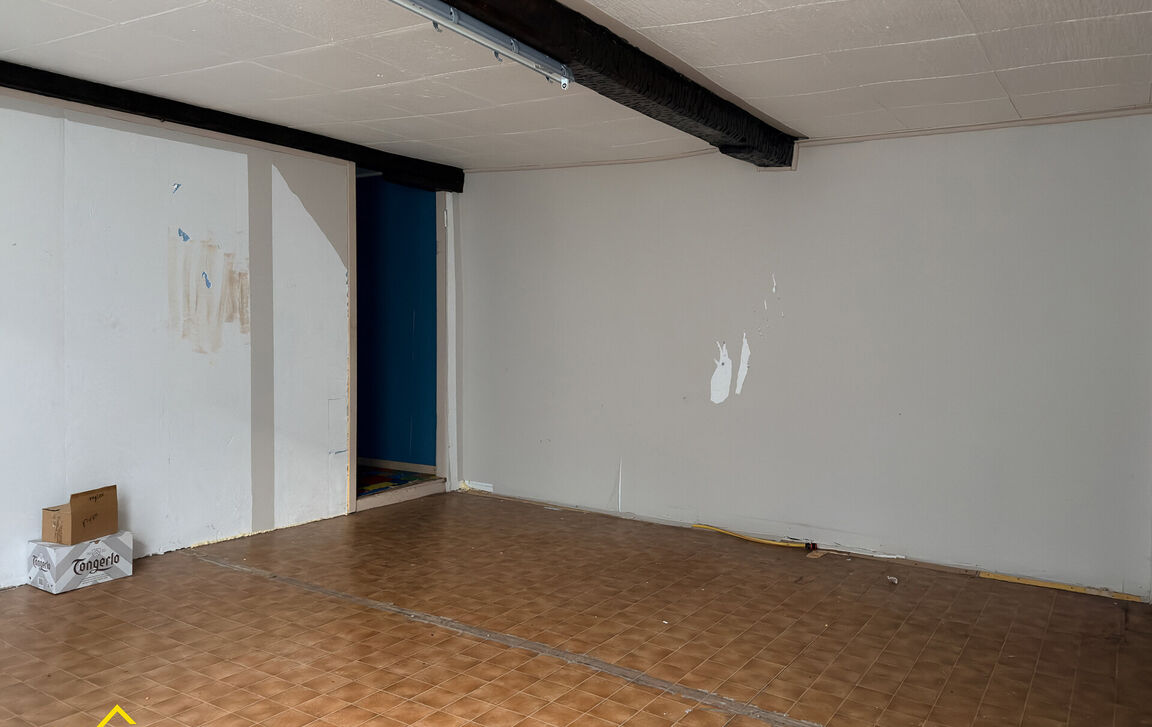 Gebouw voor gemengd gebruik te huur in Aalst