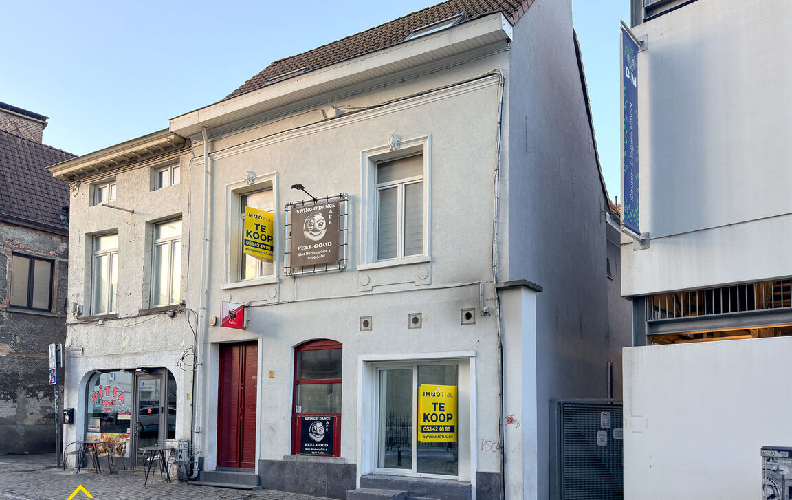 Gebouw voor gemengd gebruik te huur in Aalst
