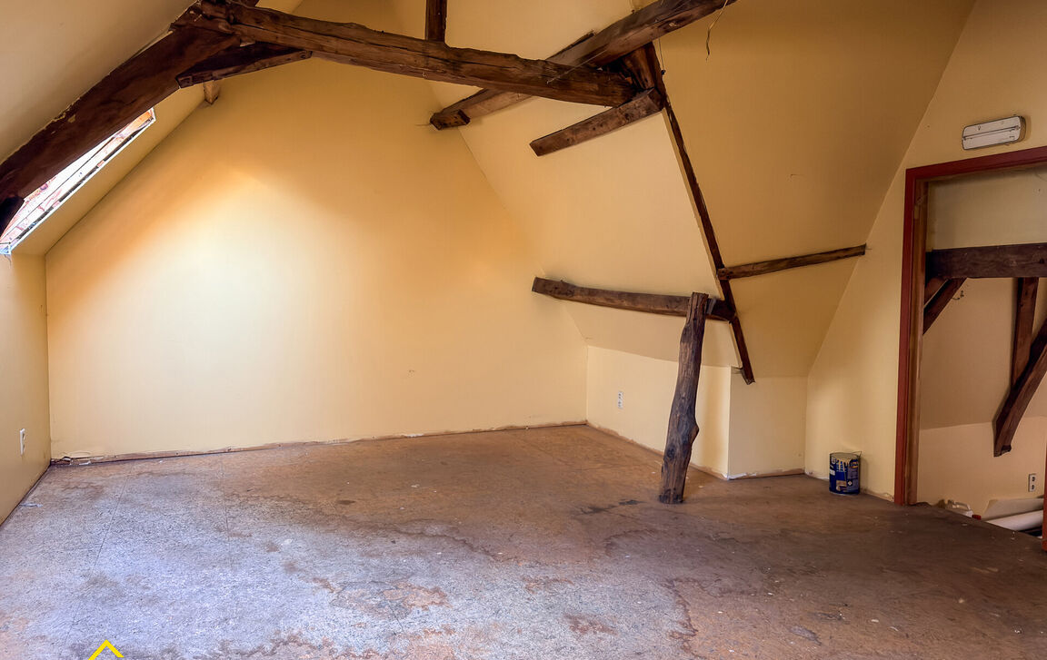 Gebouw voor gemengd gebruik te huur in Aalst