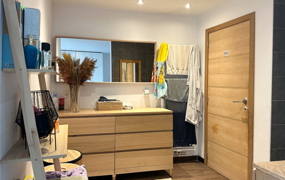 Gebouw voor gemengd gebruik te koop in Aalst