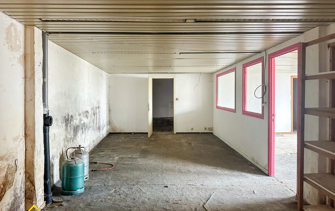 Gebouw voor gemengd gebruik te koop in Aalst