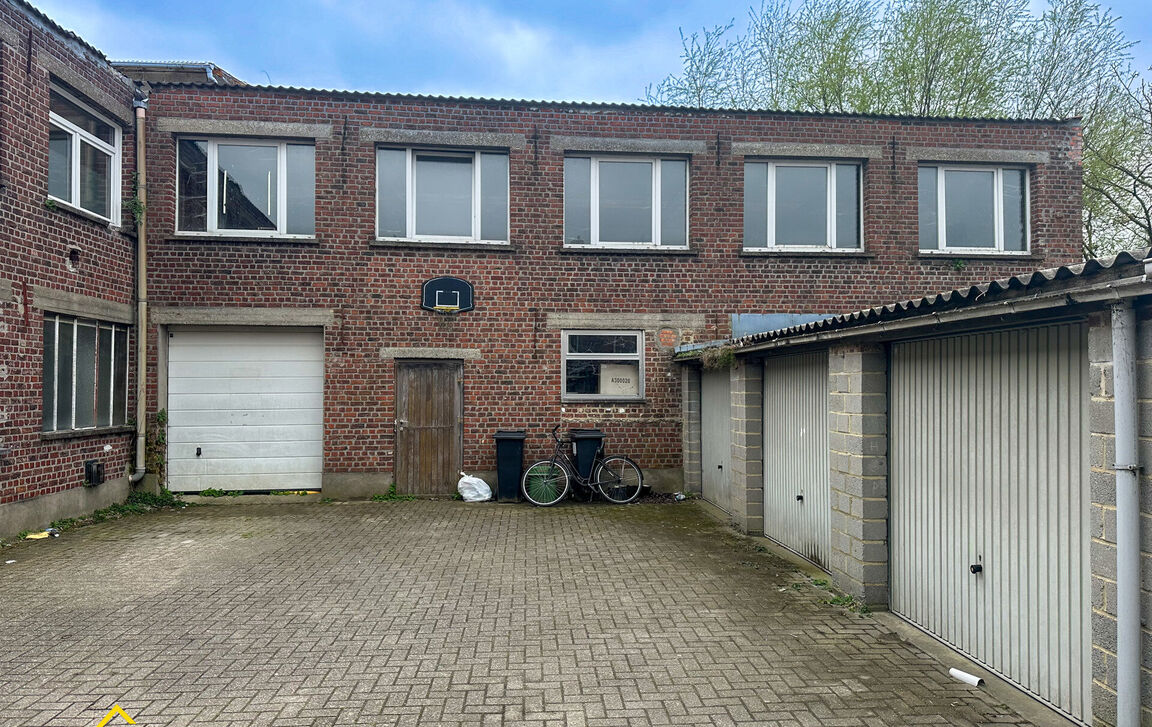 Gebouw voor gemengd gebruik te koop in Aalst