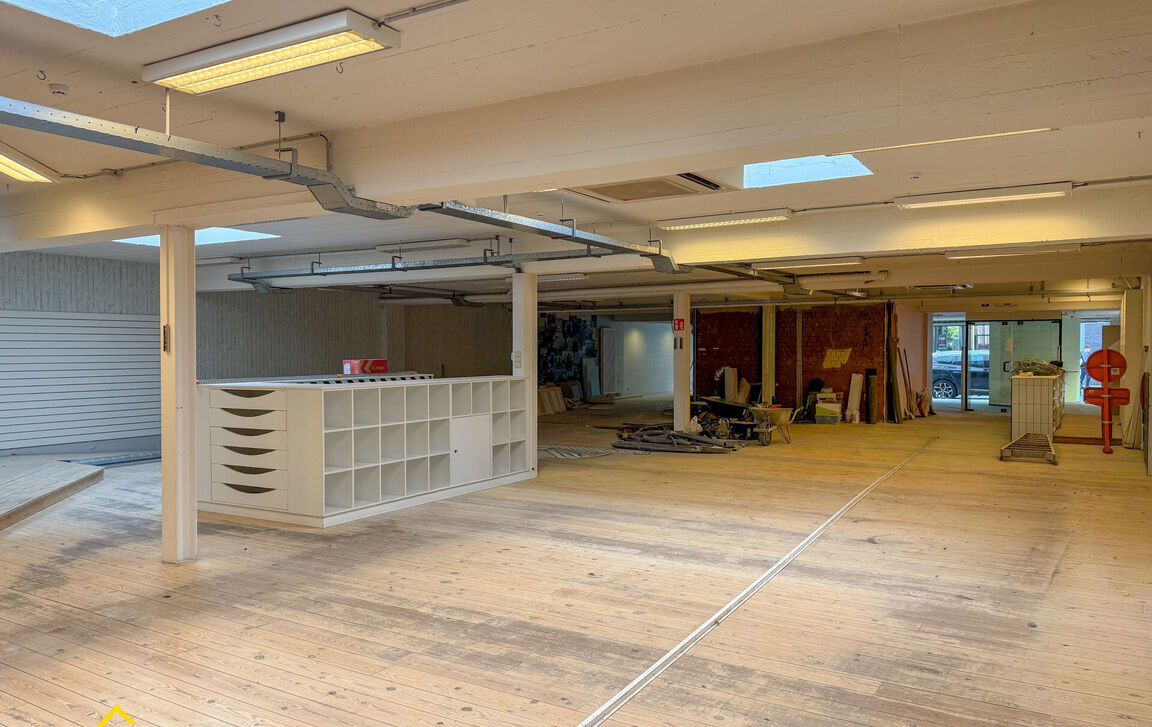 Gebouw voor gemengd gebruik te koop in Aalst