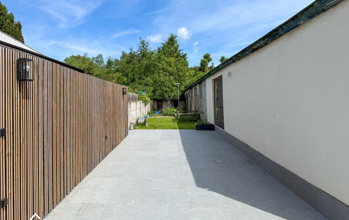 Gebouw voor gemengd gebruik te koop in Aalst