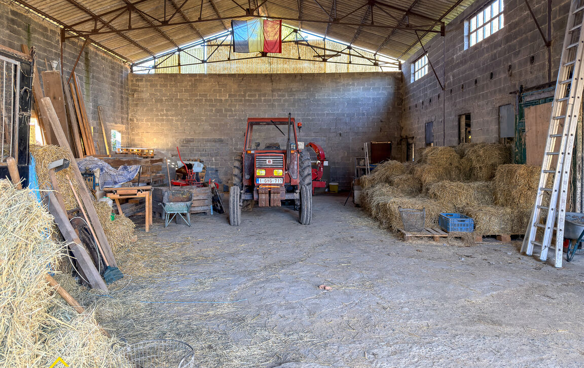Gebouw voor gemengd gebruik te koop in Baardegem