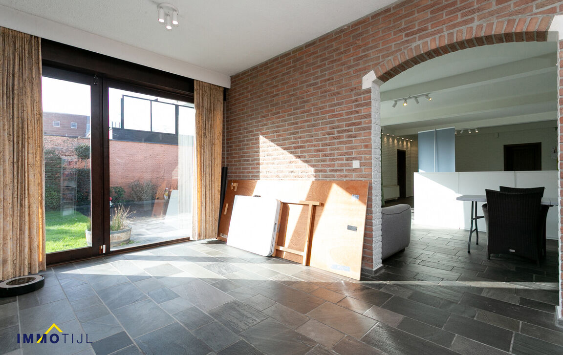 Gebouw voor gemengd gebruik te koop in Buggenhout