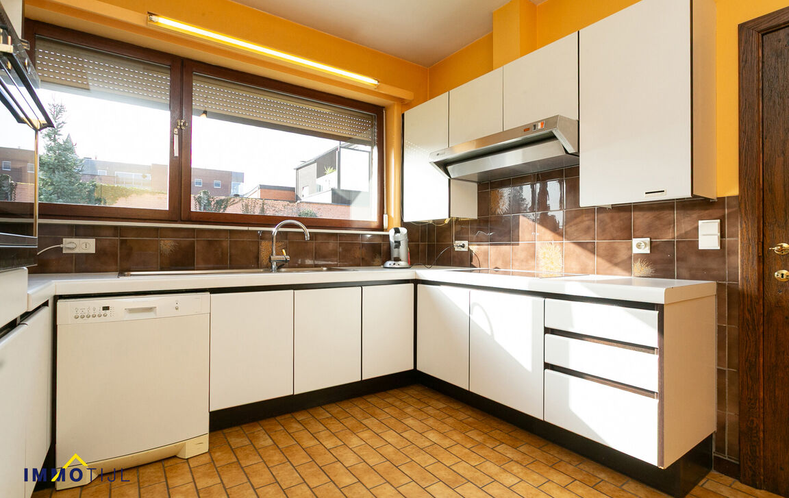 Gebouw voor gemengd gebruik te koop in Buggenhout