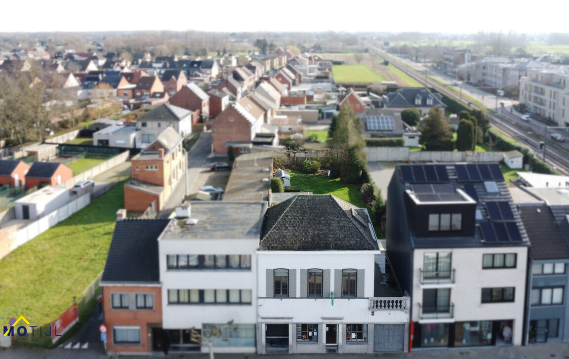Gebouw voor gemengd gebruik te koop in Buggenhout