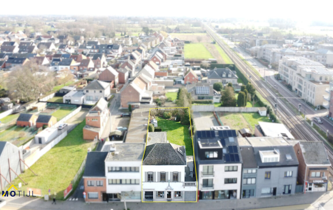 Gebouw voor gemengd gebruik te koop in Buggenhout