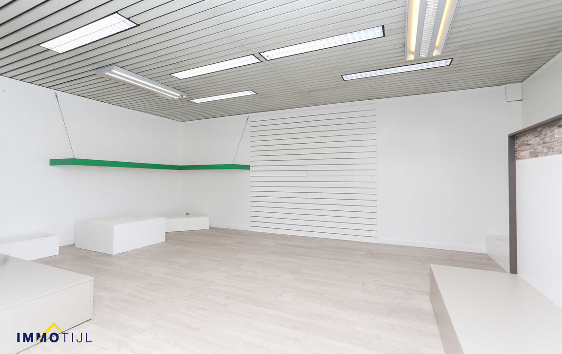 Gebouw voor gemengd gebruik te koop in Dendermonde