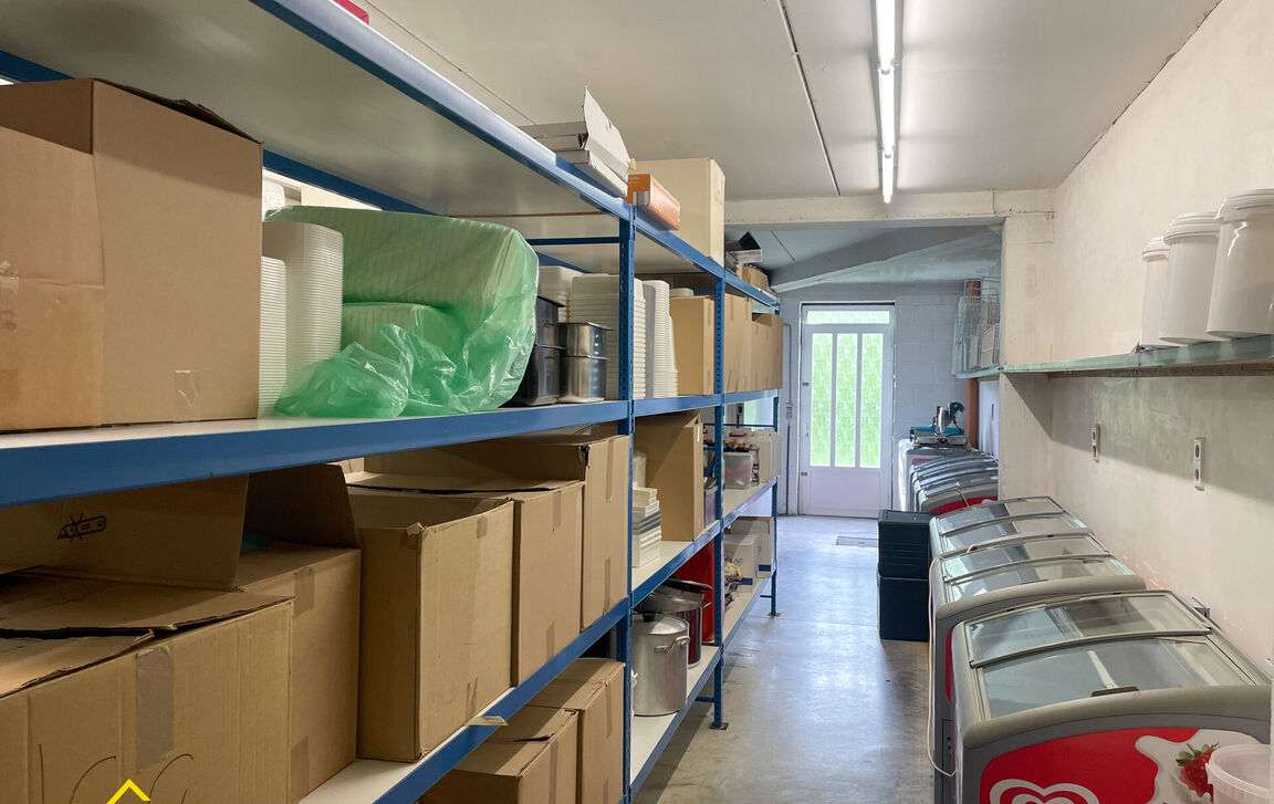 Gebouw voor gemengd gebruik te koop in Geraardsbergen