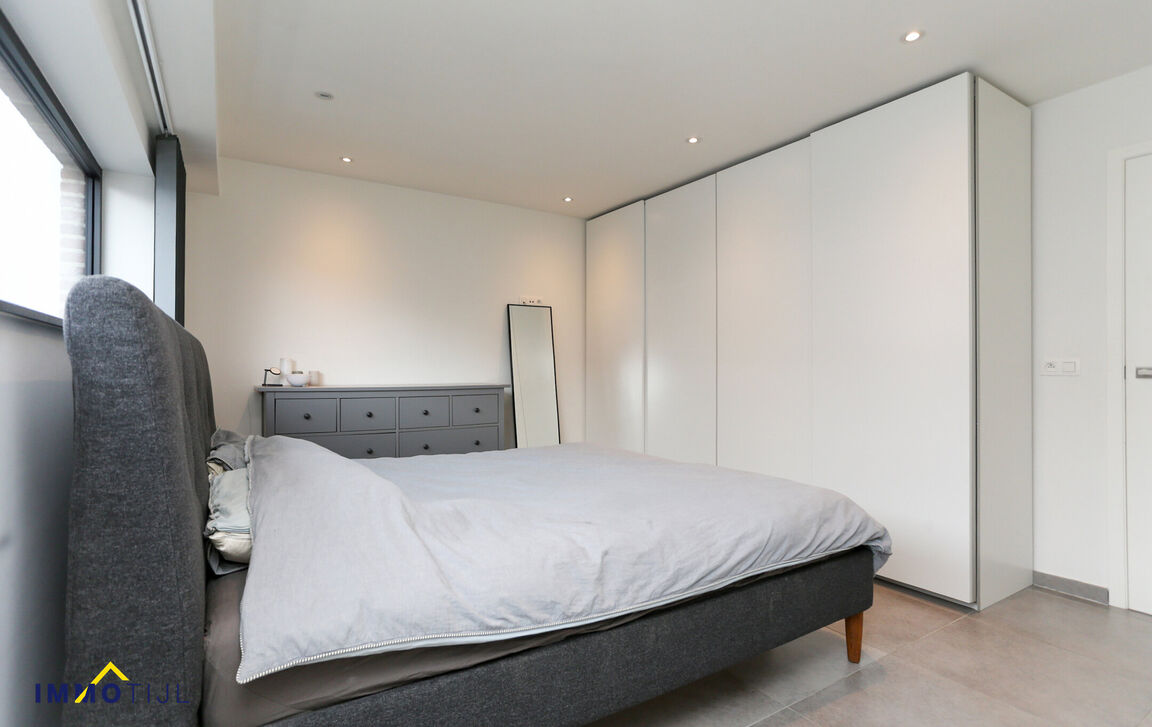 Gebouw voor gemengd gebruik te koop in Lebbeke