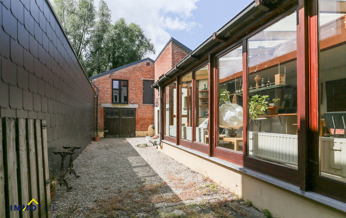 Gebouw voor gemengd gebruik te koop in Mechelen
