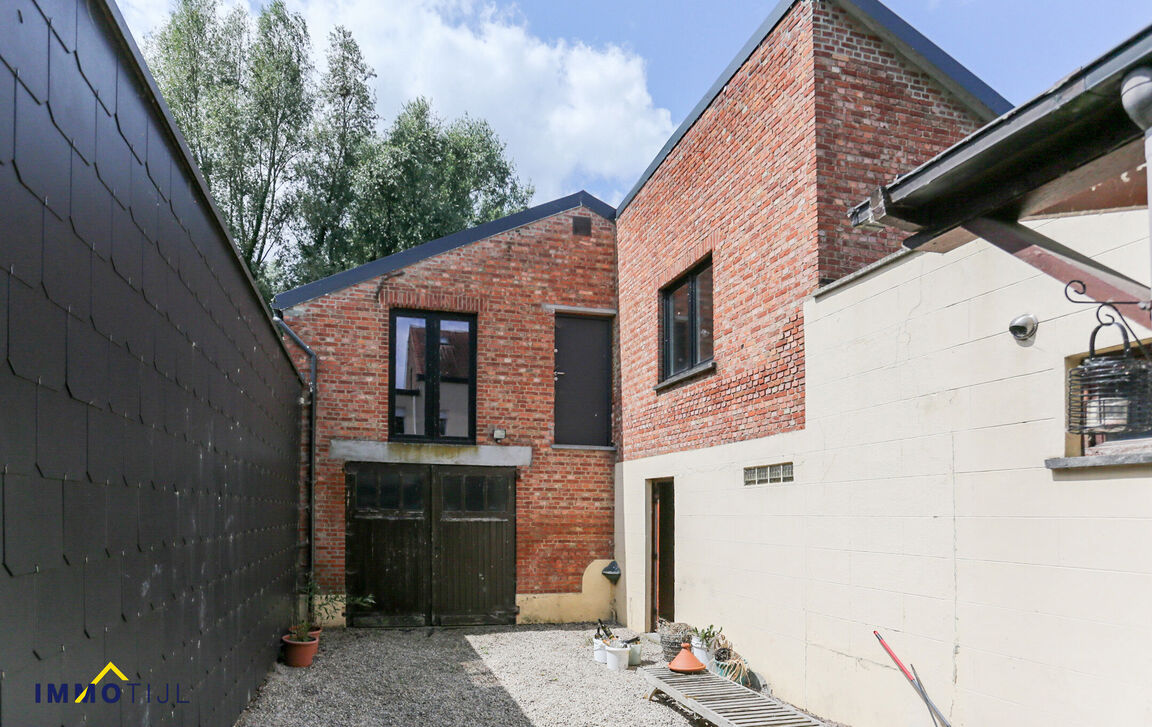 Gebouw voor gemengd gebruik te koop in Mechelen