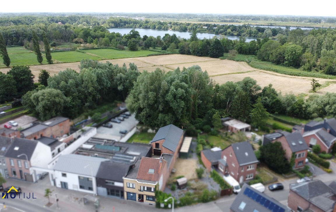 Gebouw voor gemengd gebruik te koop in Mechelen