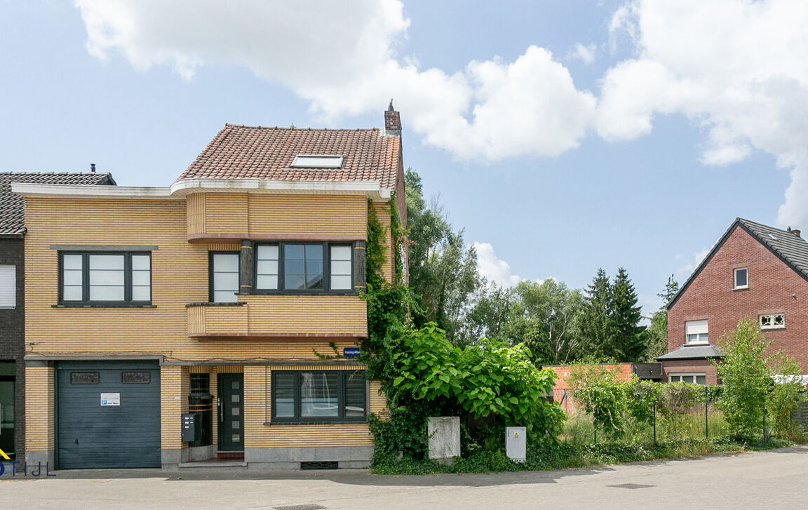 Gebouw voor gemengd gebruik te koop in Mechelen