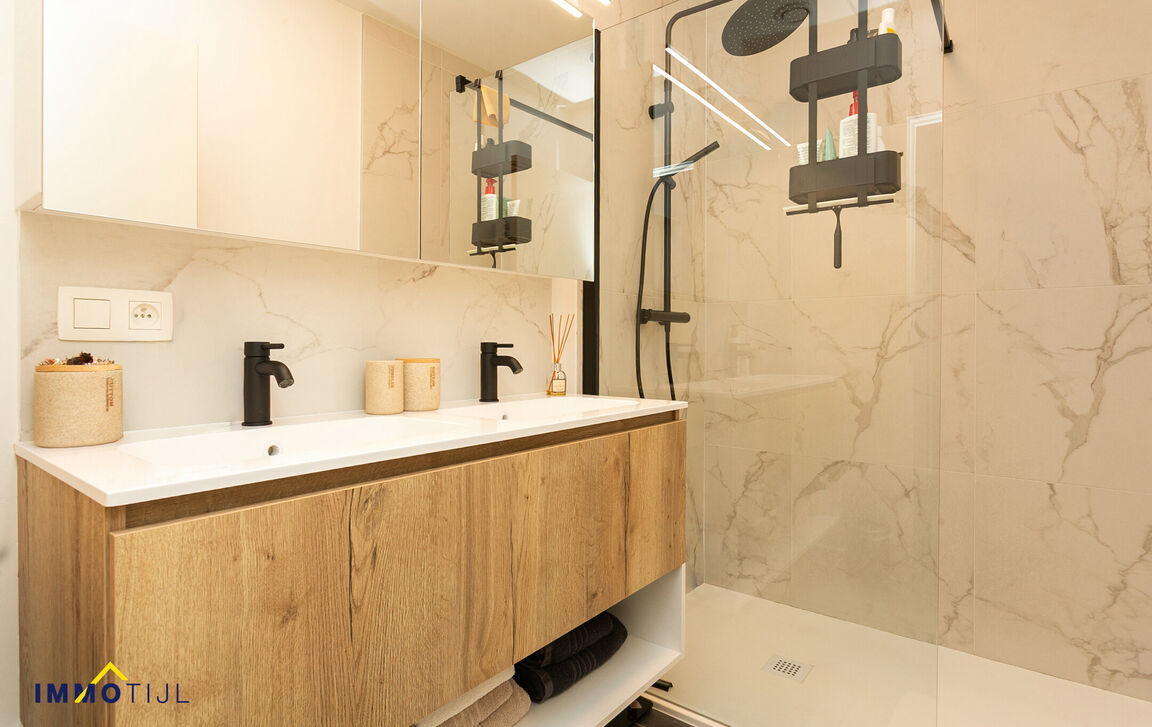 Gelijkvloerse verd. + tuin te koop in Dendermonde