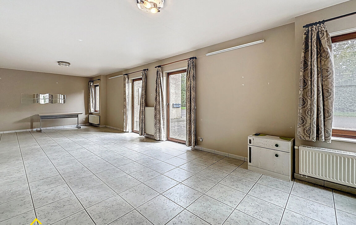 Gelijkvloerse verdieping te koop in Dendermonde