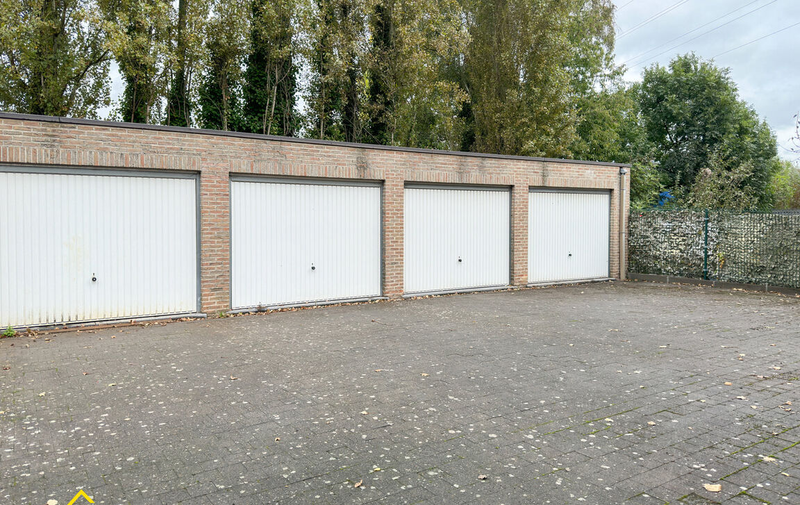 Gelijkvloerse verdieping te koop in Dendermonde