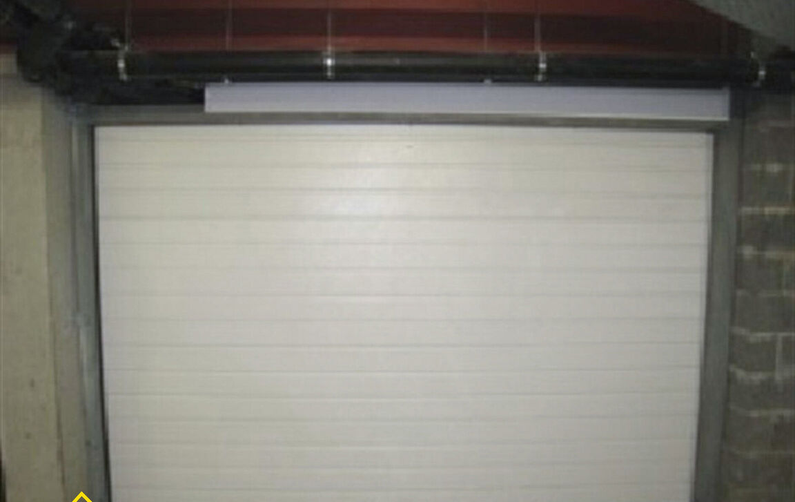 Gesloten garagebox te huur in Lebbeke