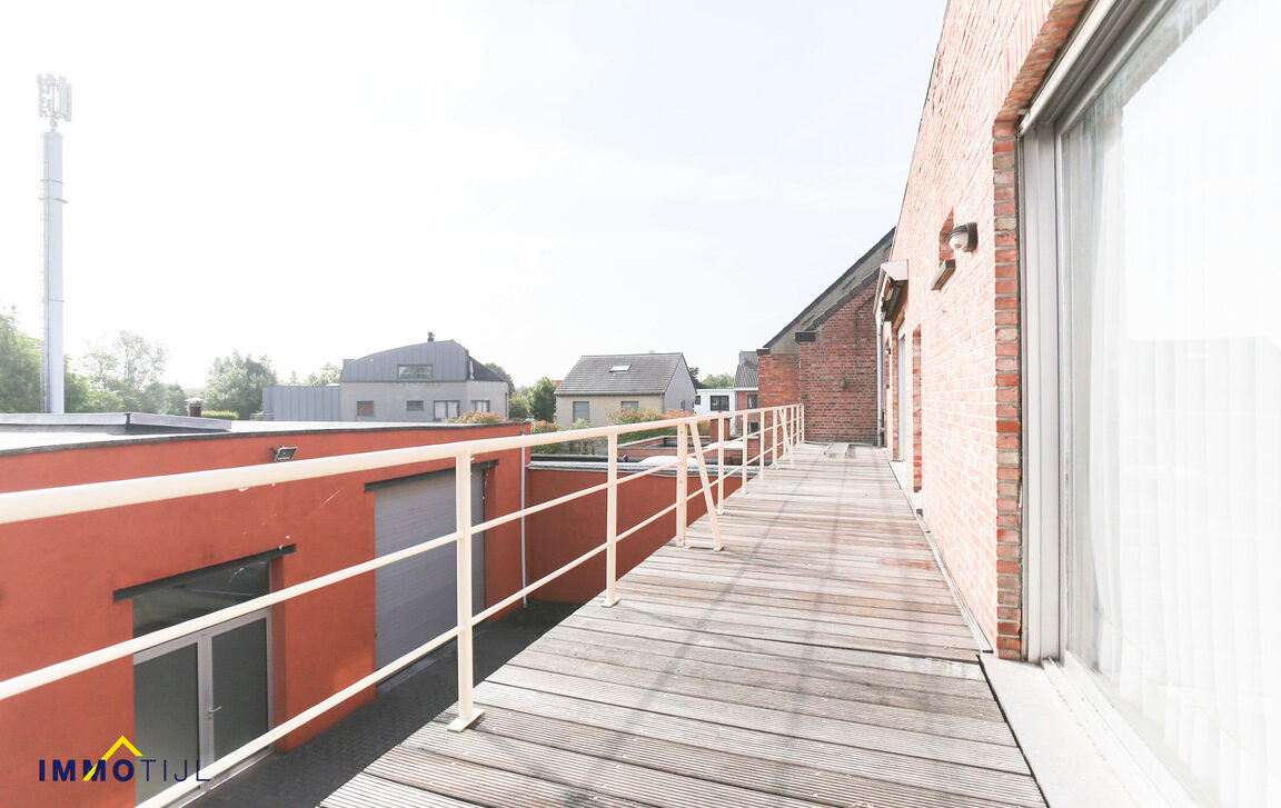 Kantoren & magazijn te koop in Dendermonde