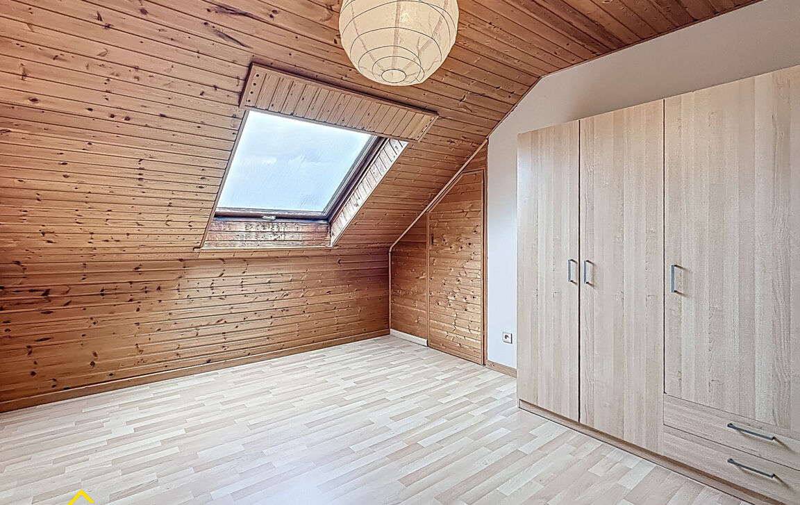 Villa te koop in Denderleeuw