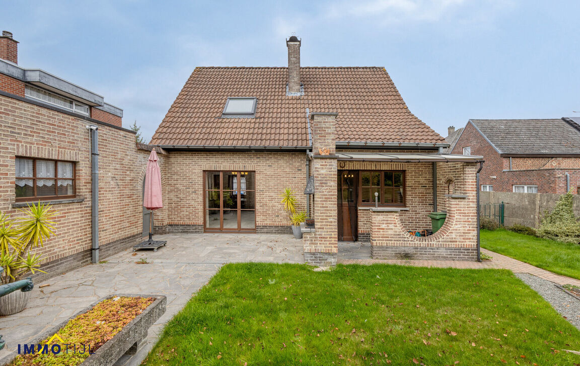 Villa te koop in Erembodegem