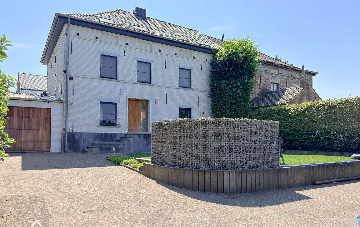 Villa te koop in Roosdaal