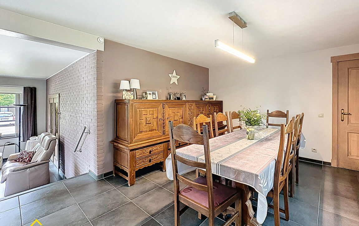 Villa te koop in Wichelen