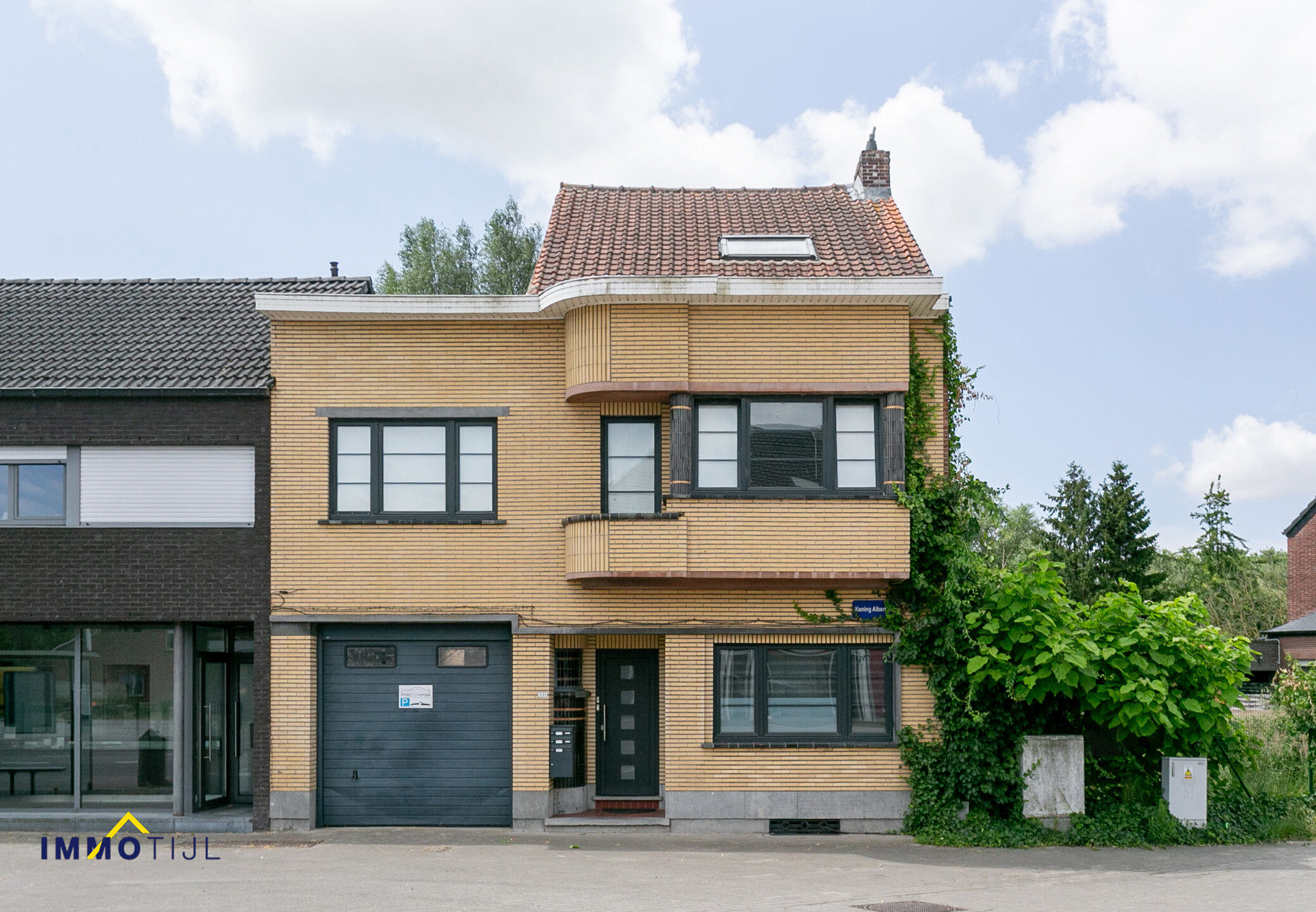 Gebouw voor gemengd gebruik te koop in Mechelen