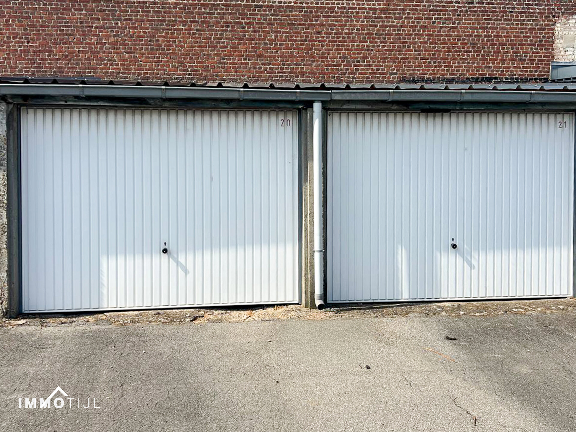 Gesloten garagebox te koop in Aalst