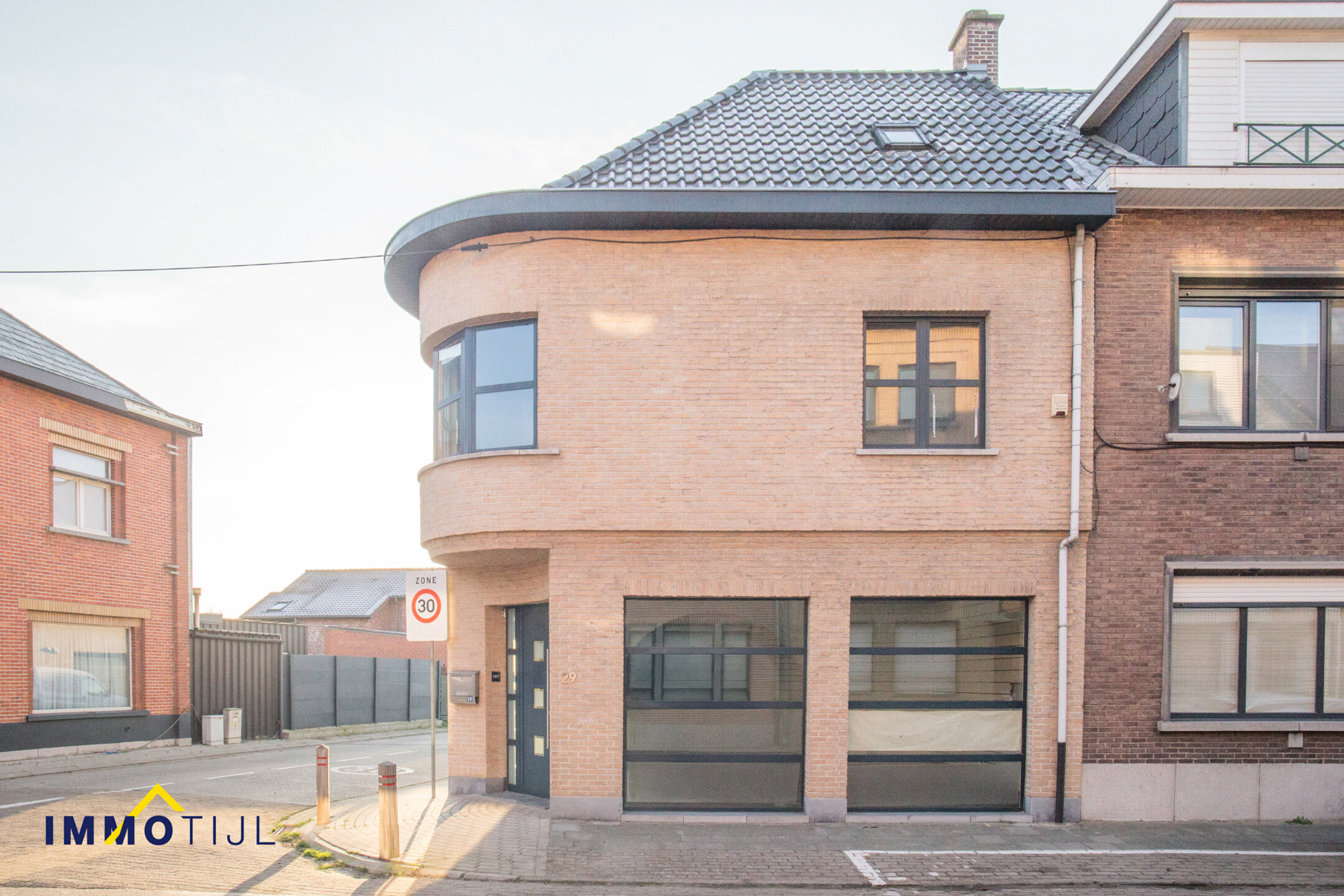 Individuele handelszaak te huur in Lebbeke