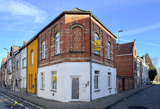 Appartementsgebouw te koop in Aalst