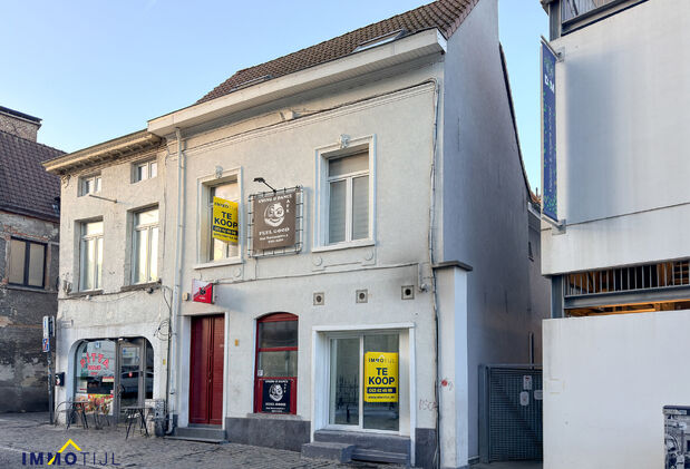 Gebouw voor gemengd gebruik te koop in Aalst