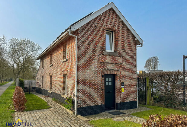 Gebouw voor gemengd gebruik te koop in Aalst