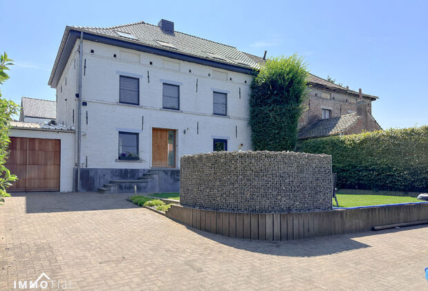 Villa te koop in Roosdaal