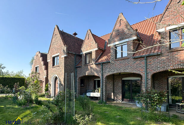 Villa te koop in Wetteren